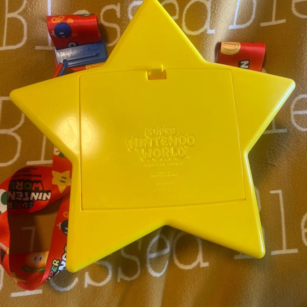 Super Nintendo World Mario Star Popcorn Bucket Light Universal Studios Hollywood